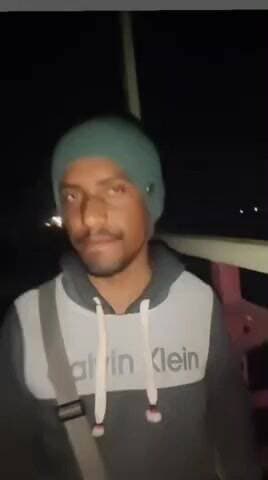 लक्ष्मण झूला में पूर्ण रूप से लाइट बंद है शासन प्रशासन से निवेदान है की लाइट बहुत जल्दी चालू हो