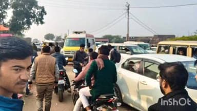 नरैनी: ऐतिहासिक पौराणिक धार्मिक अजेय दुर्ग कालिंजर में विराजमान भगवान नीलकंठ महादेव के दर्शन के लिए उमड़ा जनसैलाब