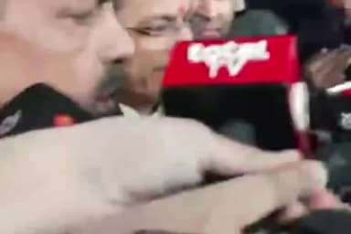 सदर बाज़ार: दिल्ली की मुख्यमंत्री रेखा गुप्ता ने मरघट वाले हनुमान बाबा मंदिर में पूजा अर्चना की