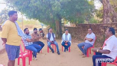 तोकापाल: ग्राम दुगनपाल में दशगात्र कार्यक्रम में विधायक विनायक गोयल ने शोक संतप्त परिवार को ढांढस बंधाया