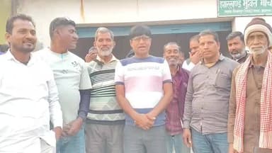 नव-वर्ष के शुभ आगमन पर जे एम एम बिश्रामपुर, पलामू कार्यालय में पिकनिक मनाने के साथ बिश्रामपुर क्षेत्र के सभीलोग को बधाई।