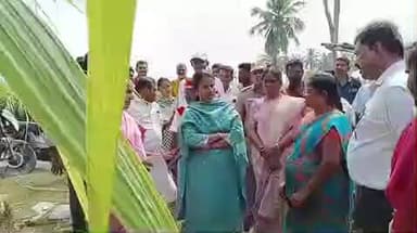 குமாரபாளையம்: சமயசங்கிலியில் பொங்கல் பண்டிகையை முன்னிட்டு கரும்பு கொள்முதல் செய்ய மாவட்ட ஆட்சியர் பார்வையிட்டார்