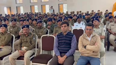 હિંમતનગર: પોલીસવડાની કચેરી ખાતેથી રાષ્ટ્રીય માર્ગ સલામતી માસ 2026 નો પ્રારંભ કરાયો