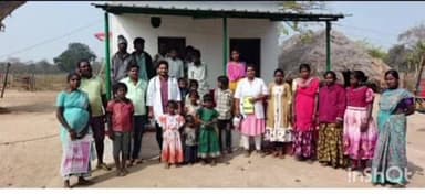 కల్వకుర్తి: తాండ్ర గ్రామంలో గొర్రెలు మేకలకు నట్టల నివారణ మందులు పంపిణీ