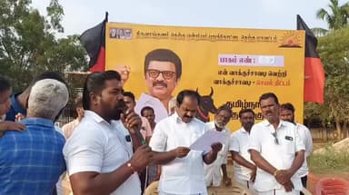 ஆலங்குடி: என் வாக்குச்சாவடி வெற்றி வாக்கு சாவடி செயல்திட்ட நிகழ்வில் திருவன்குளத்தில் பங்கேற்ற அமைச்சர் மையநாதன் பொதுமக்களிடம் குறை நிறைகளை கேட்டு அறிந்தார்