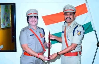ಮಂಡ್ಯ: ಜಿಲ್ಲೆಯ ನೂತನ ಪೊಲೀಸ್ ವರಿಷ್ಠಾಧಿಕಾರಿಯಾಗಿ ಡಾ. ಶೋಭಾರಾಣಿ ವಿ. ಜೆ ಅಧಿಕಾರ ಸ್ವೀಕಾರ