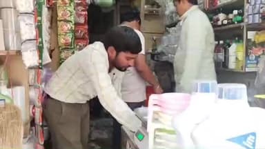 બાવળા: ધોળકા ખાતે કાથી બજારમાં બીજા દિવસે પણ નગરપાલિકા દ્વારા પ્લાસ્ટિક ઝુંબેશ ચાલુ રખાઈ