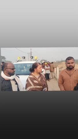 सिंगरौली जिले के hirrawah गांव मे नदी में गिरा लाश का पता नहीं चल रहा है