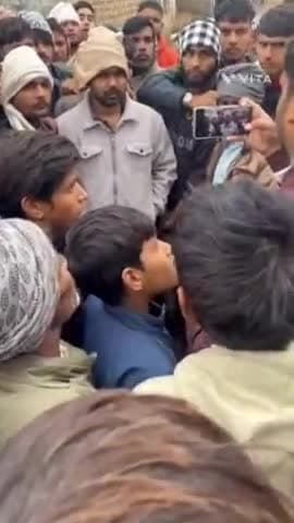 विजयपुर: निर्माण कार्य शुरू न होने से ग्रामीणों का फूटा गुस्सा, सहसराम में सुबह से चक्का जाम जारी