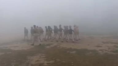 सिंघेश्वर: पुलिस केंद्र सिंहेश्वर में पुलिसकर्मियों के बीच अनुशासन बनाए रखने के लिए परेड का आयोजन