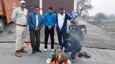 मुख्य अग्निशमन राकेश व्यास के निर्देश के बाद आज कोटा के कैथून में भी एक बार फिर से चाइनीज मांझे की धरपकड़ की गई #trendin...