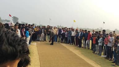 मालथौन में क्रिकेट का महाकुंभ, अभिराज सिंह संग भाजपा पदाधिकारी हुए शामिल
#मालथौन #खुरईविधानसभा #CricketFever #TennisB...