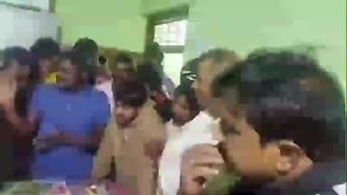 गडहिंग्लज: बाजारभोगाव परिसरात रानगवे व बिबट्यांचा वावर वाढला, शेतकऱ्यांचा वनपाल कार्यालयाला टाळे ठोकत रास्ता रोखो