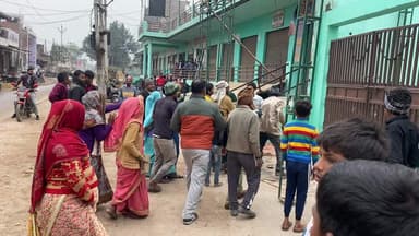 gram seamri m pradhan murai ral kushwah gariblogo se mar pit krta rhata h #up police#agra mosinor#yogi adityanath#thana