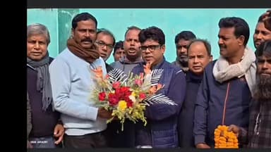 নওদা: মুর্শিদাবাদের পাঁচ বিধানসভা কেন্দ্রের কো-অর্ডিনেটর মোশারফ হোসেনকে শুভেচ্ছায় ভরাল নওদা বাড়ির অফিসে