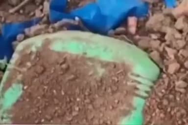 बैहर: नक्सल मुक्त क्षेत्र में सुरक्षा बलों ने आमानाला के जंगल से नक्सलियों का विस्फोटक डम्प ज़ब्त किया