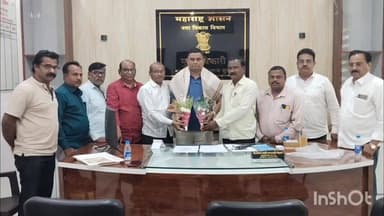 अंजनगाव सुर्जी: निवडणूक प्रक्रिया पारदर्शक व योग्य नियोजन केल्याबद्दल पत्रकार संघटनांकडून न.प.येथे मुख्याधिकारी यांचा सत्कार