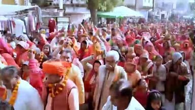 मलसीसर: बिसाऊ में गणेशनाथ आश्रम गोगामेड़ी टीला पर पंचकुंडीय रुद्र शतचंडी महायज्ञ व शिवपुराण कथा का भव्य शुभारंभ हुआ