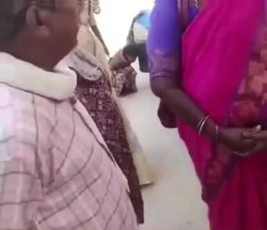 దేవరకొండ: దేవరకొండ పోలీస్ స్టేషన్ పరిధిలో ఓ యువతీ ప్రేమ విఫలంతో సూసైడ్ అటెంప్ట్