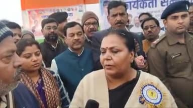 ठाकुरगंगटी: ठाकुर गंगटी प्रखंड के ककरघट नेचर पार्क में कार्यकर्ता सम्मेलन में शनिवार को हजारों कार्यकर्ता शामिल हुए