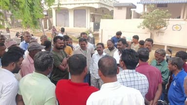 ధర్మపురి: నేరేళ్లలో ట్రాక్టర్ యూనియన్–రైతుల చర్చలు సఫలం