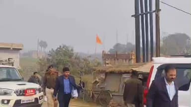 नाथनगर: कंझिया चौक अंडरपास की ऊंचाई को लेकर विरोध, पुलिस-प्रशासन ने संभाली स्थिति