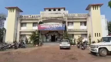 भरनो: भरनो प्रखंड में मुआवजा दिलाने के नाम पर पैसे मांगने के आरोप की कड़ी निंदा