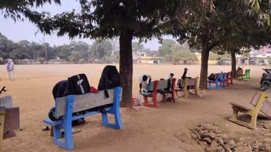 ओरमांझी: सांसद ने शहीद संकल्प शुक्ला पार्क और ओटीसी ग्राउंड में सांसद निधि से लगाए बेंच का किया लोकार्पण