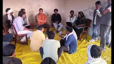 भीमपुर: ग्राम खैरा में एसआईआर को लेकर विधायक महेंद्र सिंह चौहान ने की बैठक, कार्यों की समीक्षा