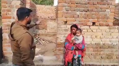 धालभूमगढ़: आबुआ आवास में देरी पर उप मुखिया सख्त, जल्द पूरा न करने पर कार्रवाई की चेतावनी