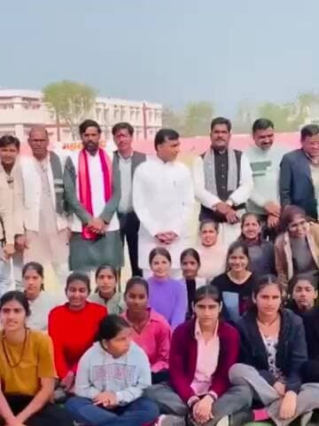 सुठालिया: पीलाखाल मैदान में राजपूत समाज की दौड़ प्रतियोगिता में जिला पंचायत अध्यक्ष चंद्रसिंह ने प्रतिभागियों का स्वागत किया