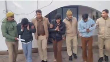 खतौली: खतौली पुलिस ने पुलिस अभिरक्षा में रील बनाने वाले तीन आरोपियों को सिखाया कानून का पाठ, तीनों आरोपी माफी मांगते नजर आए