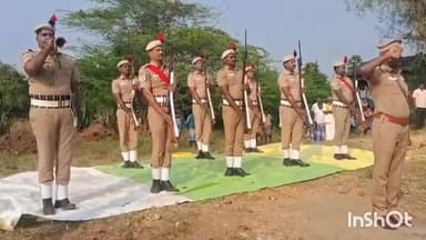 உடையார்பாளையம்: பிள்ளையார்குளம் பகுதியில் உடல்நல குறைவால் உயிரிழந்த சிறப்பு உதவி ஆய்வாளருக்கு 21 குண்டுகள் முழங்க மரியாதை