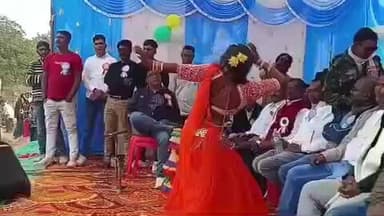 पालकोट: ढोलवीर डहुडाढ़ करम टोली गांव में नागपुरी सांस्कृतिक कार्यक्रम का आयोजन हुआ