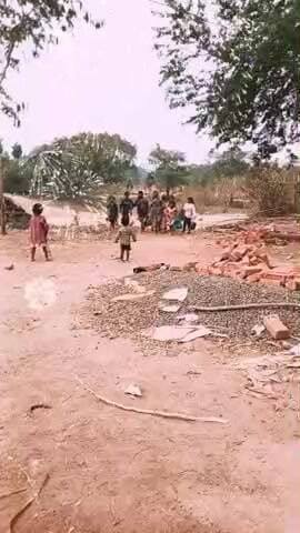 manegaon mein chhed chheda tyohar manaya Gaya. ghar ghar mein jakar chhed chhedta yani ki dhaan chawal Manga Gaya 2 tari