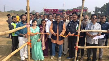 ଗୁଣୁପୁର: ବଂଶଧାରା ବସନ୍ତମହୋତ୍ସବ ପାଳନ ଅବସରରେ ମେଘା କ୍ରୀଡ଼ାଉତ୍ସବକୁ ରିବନ ଫିତାକାଟି ଶୁଭ ଉଦଘାଟନ କଲେ ପୂର୍ବତନ ଗୁଣପୁର ବିଧାୟକ ତ୍ରିନାଥ ଗମାଙ୍ଗ