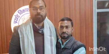 देसरी: देसरी के बीडीओ और सीओ को समाजसेवी ने अंगवस्त्र से सम्मानित किया, नए साल की शुभकामनाएँ दीं