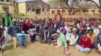 महेशपुर: महेशपुर में मांझी परगना लाहन्ती वैसी की मासिक बैठक, पेसा कानून लागू करने को सराहा गया