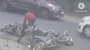 सेंधवा: सेंधवा में दो बाइकों की आमने-सामने भिड़ंत, सीसीटीवी में कैद हुआ हादसा