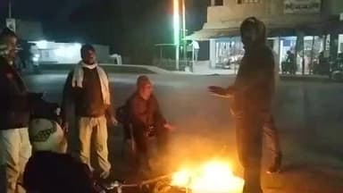 बैसा: बैसा में कड़ाके की ठंड में लोग घरों में दुबके, नगर पंचायत में अब तक नहीं हुई अलाव की व्यवस्था