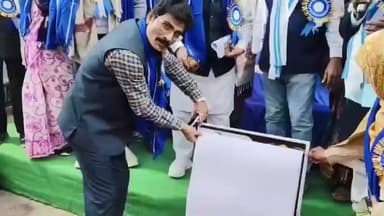 কান্দি: কান্দিতে পথশ্রী প্রকল্পের রাস্তার শিল্যান্যাস করেন বিডিও