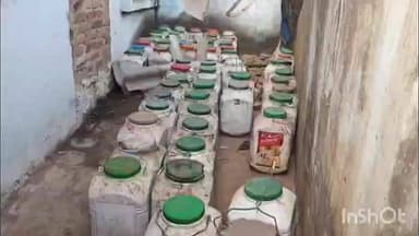 शाहगढ़: पुलिस ने चार हजार लीटर अवैध कच्ची शराब नष्ट की, शराब बनाने वाले फरार