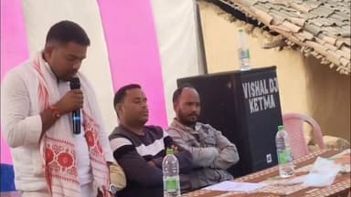 धुरकी: शहीद सोनार मांझी की पुण्यतिथि पर केतमा गांव में उमड़ा जनसैलाब, मनोज सिंह ने दी श्रद्धांजलि