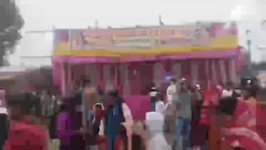 बिथान: पीपरोलिया में सवा लाख पार्थिव शिवलिंग के साथ भव्य बोल बम पूजा, एक लाख से अधिक श्रद्धालुओं ने किया जलाभिषेक