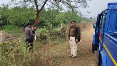 सुसनेर: सुसनेर पुलिस ने हाईवे किनारे पेड़ों पर लगाए रेडियम, दुर्घटनाओं की रोकथाम के लिए थाना प्रभारी की पहल #news