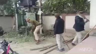 बखरी: बखरी थाना परिसर में चलाया गया साफ-सफाई अभियान, पदाधिकारी और पुलिसकर्मी रहे शामिल