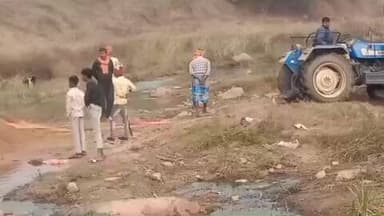 डंडई: उरिया नदी में अवैध बालू उत्खनन से ग्रामीणों की चिंता बढ़ी, प्रशासन ने दिए जांच के आदेश