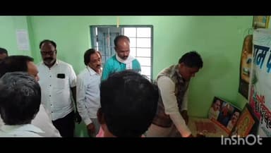 भीमपुर: चुनालोमा में विधायक चौहान ने SIR को लेकर की बैठक, योजनाओं की जानकारी दी और समस्याएं सुनीं