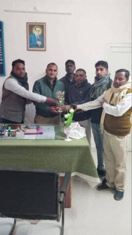 मनातू: थाना प्रभारी विक्की कुमार का गर्मजोशी से स्वागत किया गया