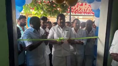 சூளகிரி: கல்லுகுறிக்கி கிராமத்தில் புதிதாக கட்டப்பட்ட நியாய விலை கடையை திறந்து வைத்த ஒசூர் எம்எல்ஏ பிரகாஷ்